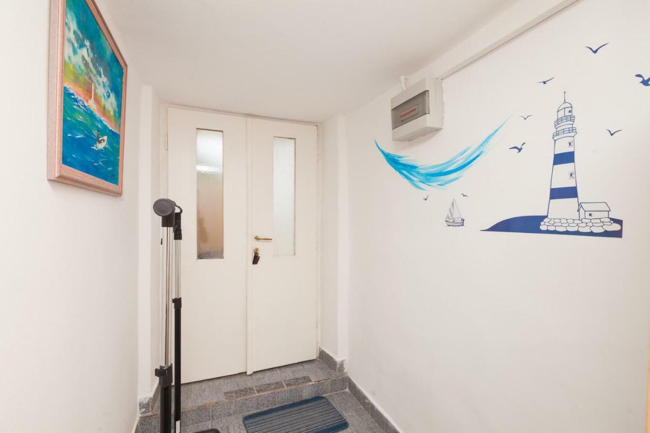 Miramare Apartment Pomer Luaran gambar